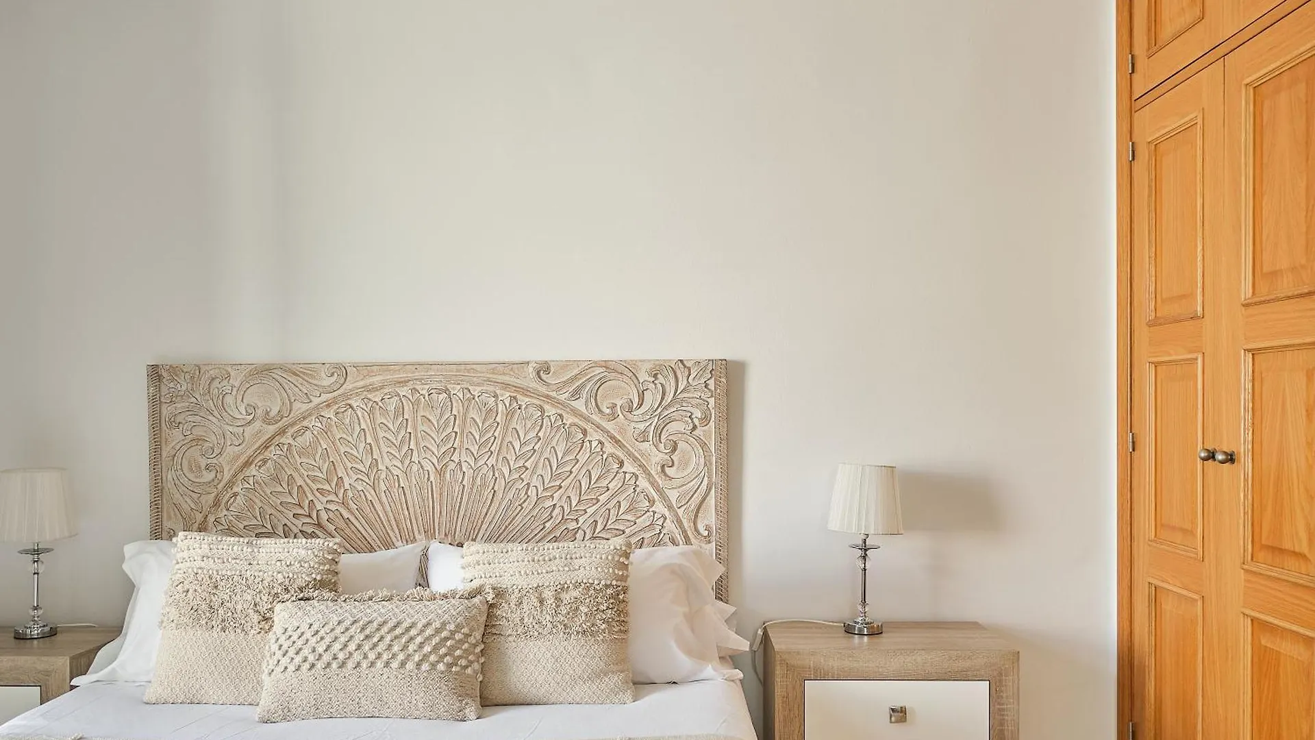 Studio Novena Little Apartments إسبانيا